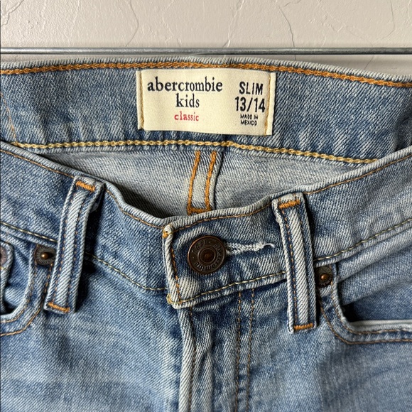 2 pairs of Abercrombie Kids Light Blue Slim Jeans - Picture 2 of 12